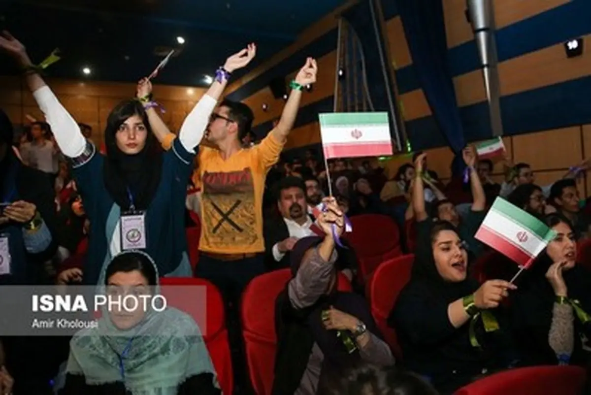 حواشی تصویری اولین گردهمایی جوانان حامی روحانی