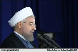 روحانی در جمع مردم ارومیه/ تصاویر