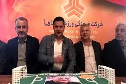 تصویری از تولد علی دایی با حضور علی پروین