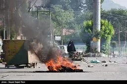 تصاویری از درگیری مرگبار مردم کشمیر با پلیس هند