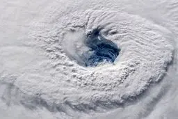 تصویر هولناک از طوفان فلورانس