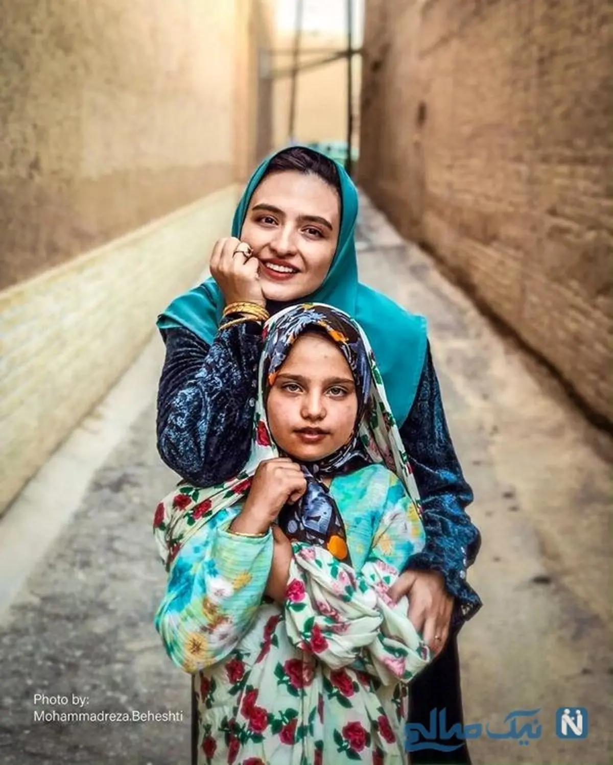 اینستاگرام: تیپ قجری گلاره عباسی