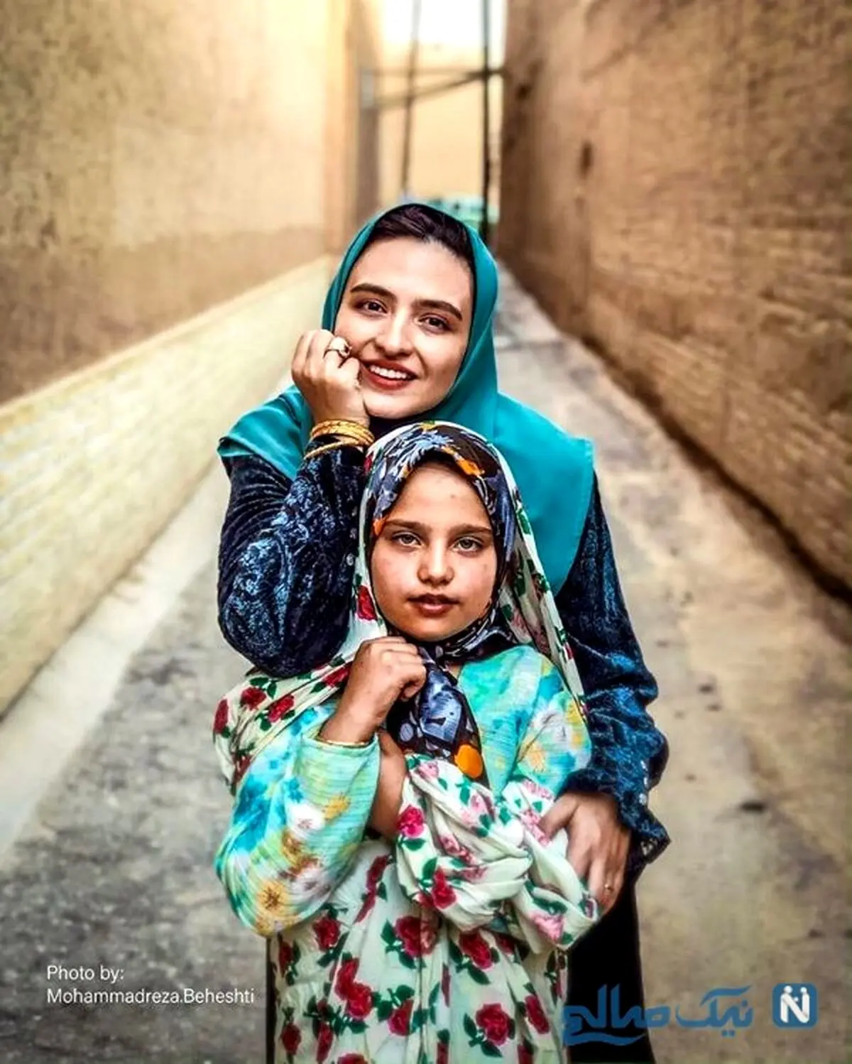 اینستاگرام: تیپ قجری گلاره عباسی