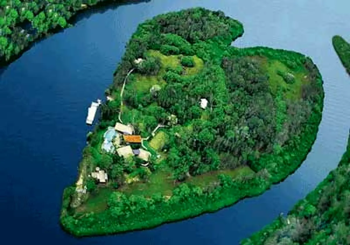 تصاویر کمتر دیده شده  از مکان هایی که شبیه قلب انسان هستند