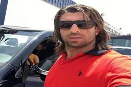 سلفی هادی عقیلی با خودرو لوکسش/عکس