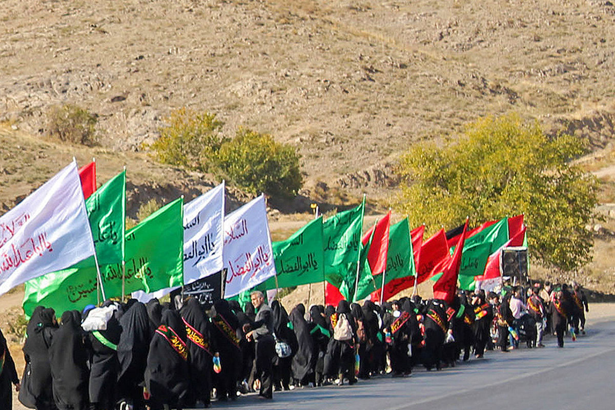 تصاویر / پیاده روی زائران امام رضا (ع) به سمت مشهد مقدس