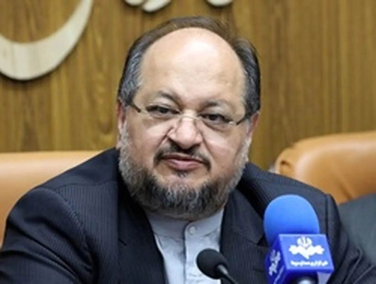 وزیر رفاه: کسانی که دارایی‌شان ۹۰۰ میلیون به بالاست یا ۳ سفر خارجی در سال داشته‌اند، کمک معیشتی نمی‌گیرند