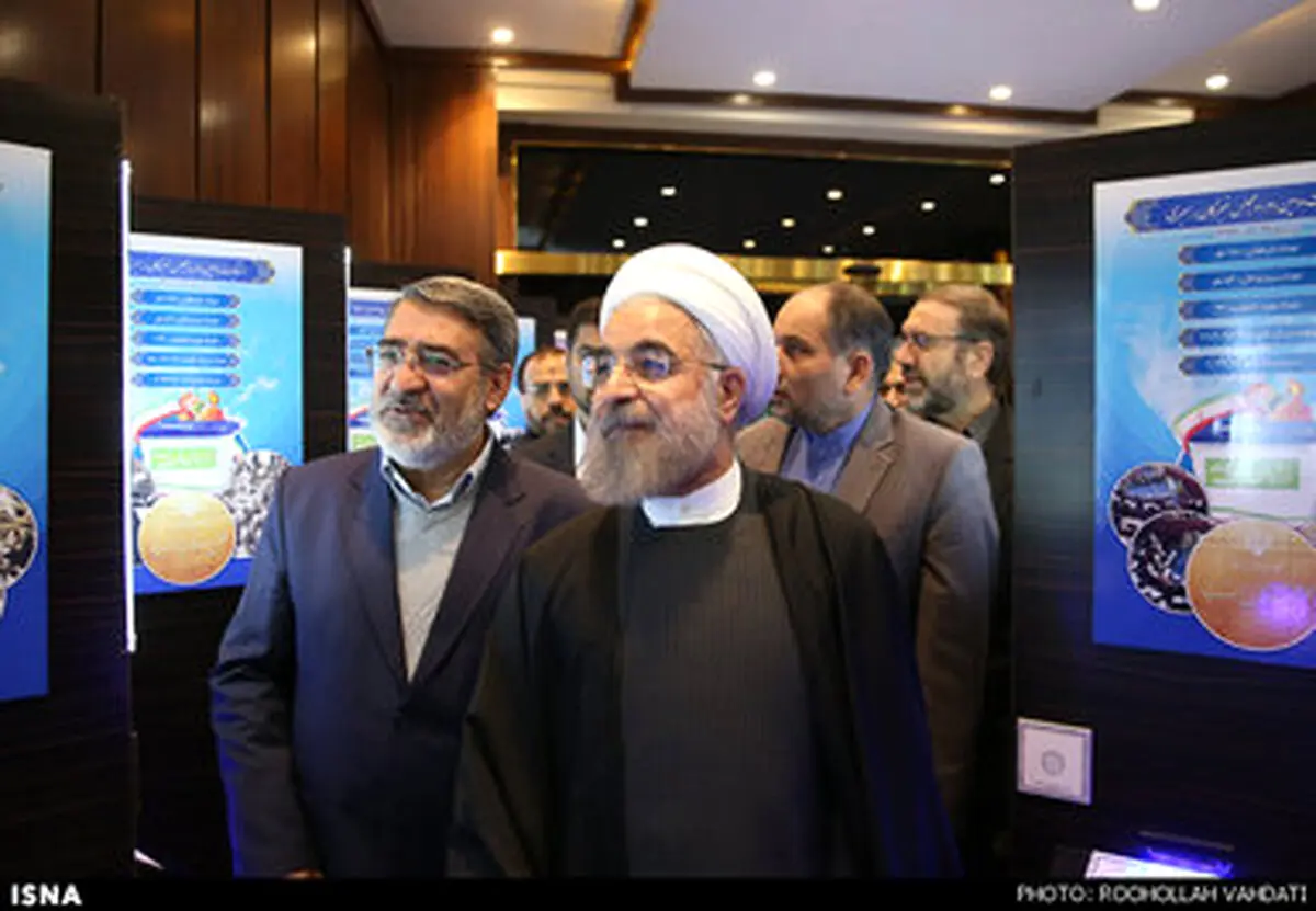 ثبت نام حسن روحانی برای کاندیداتوری مجلس خبرگان/تصاویر