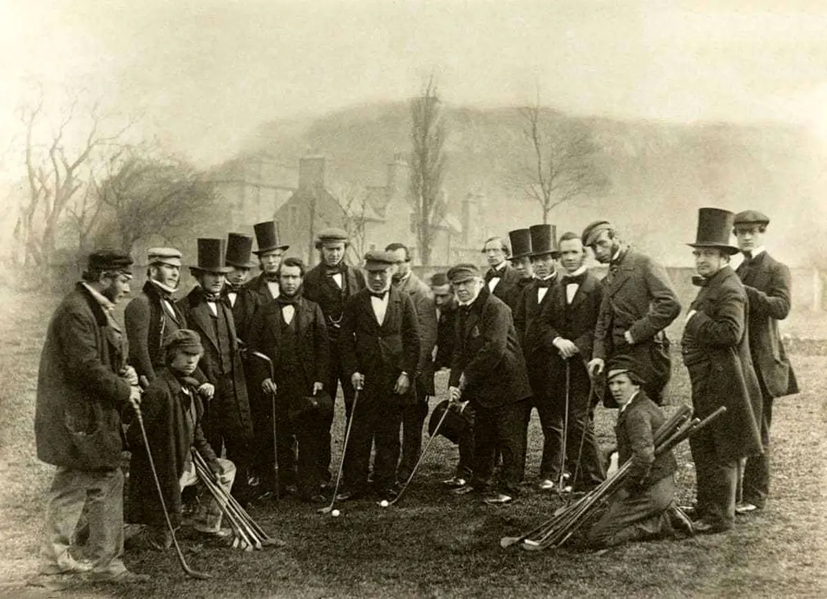 عکسی قدیمی از گلف بازی در اسکاتلند