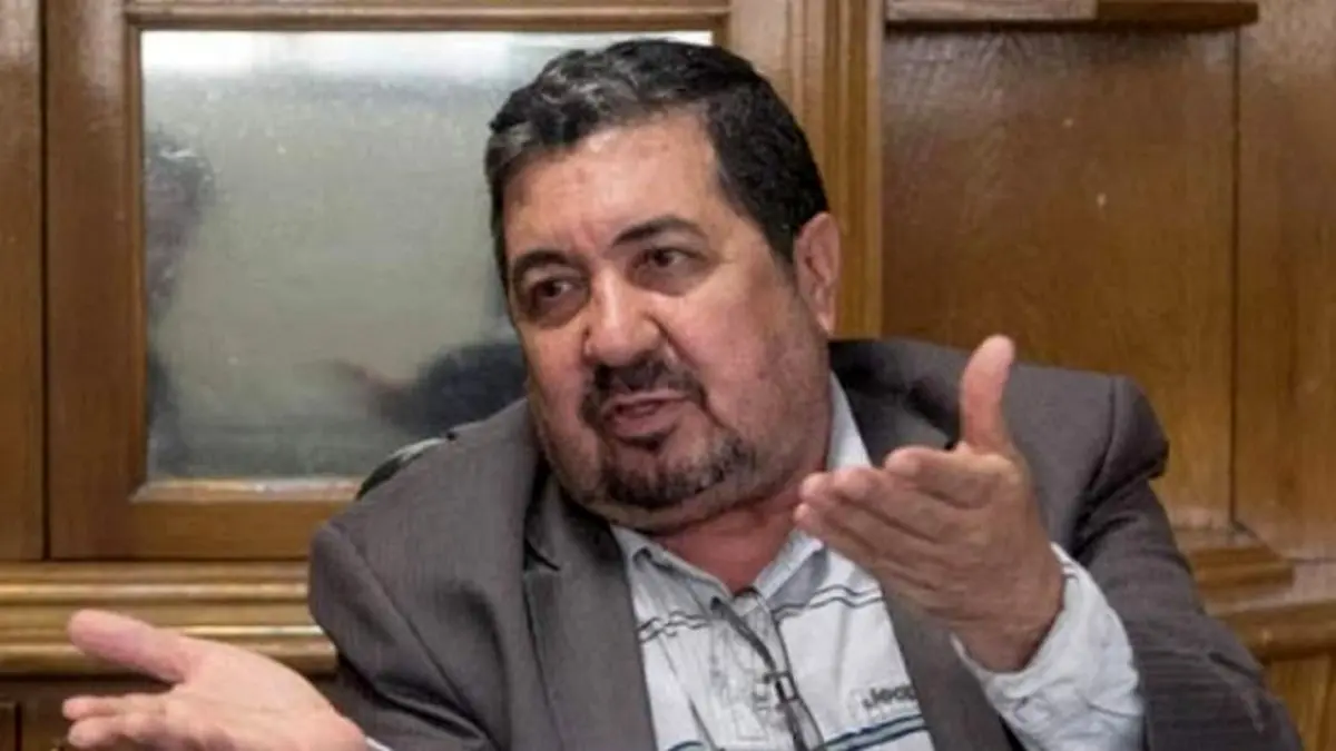 پیش بینی خورشیدی آزاد از حضور قطعی احمدی‌نژاد در انتخابات ۱۴۰۰