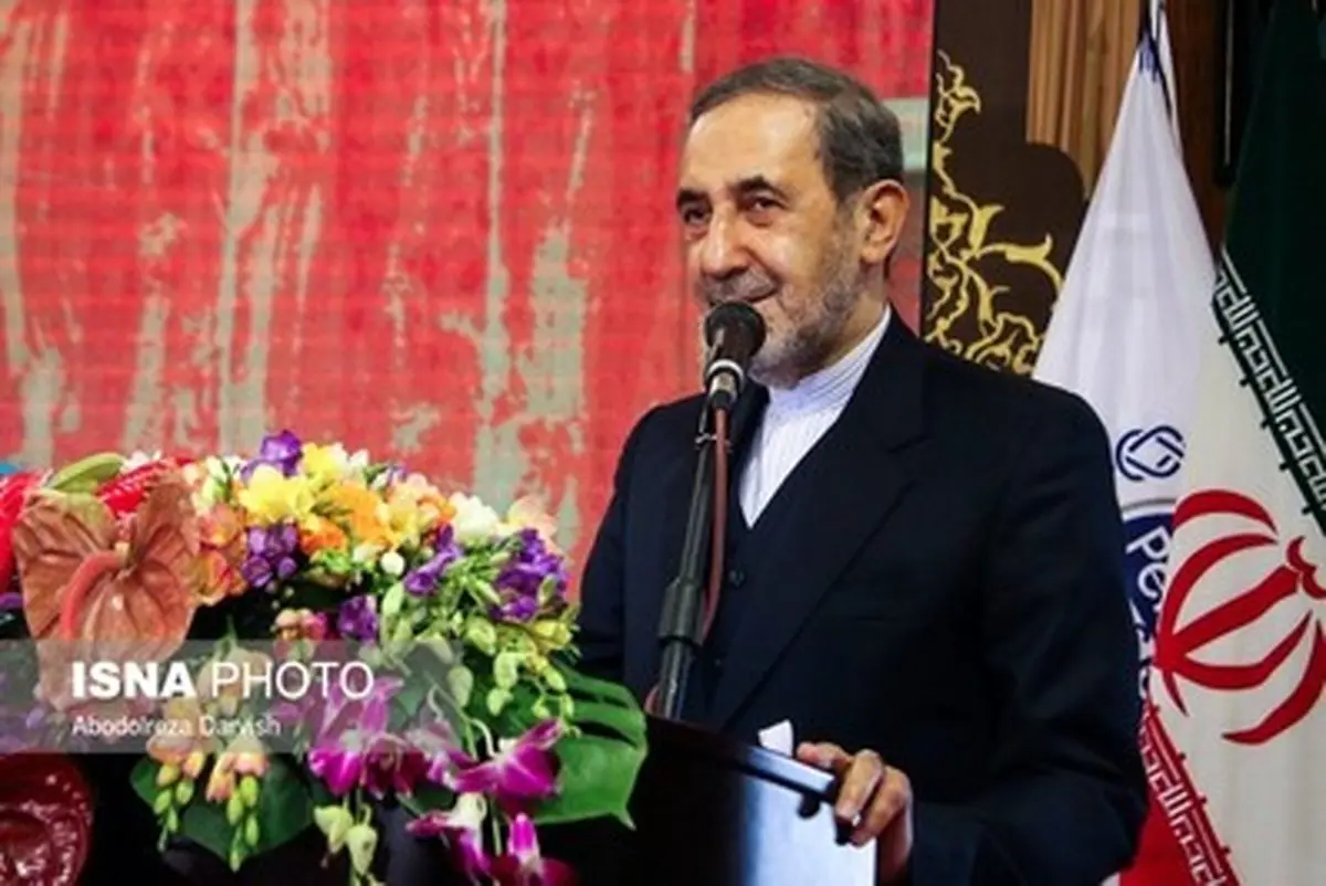 حاشیه های یک کنگره پزشکی با حضور دکتر ولایتی/تصاویر