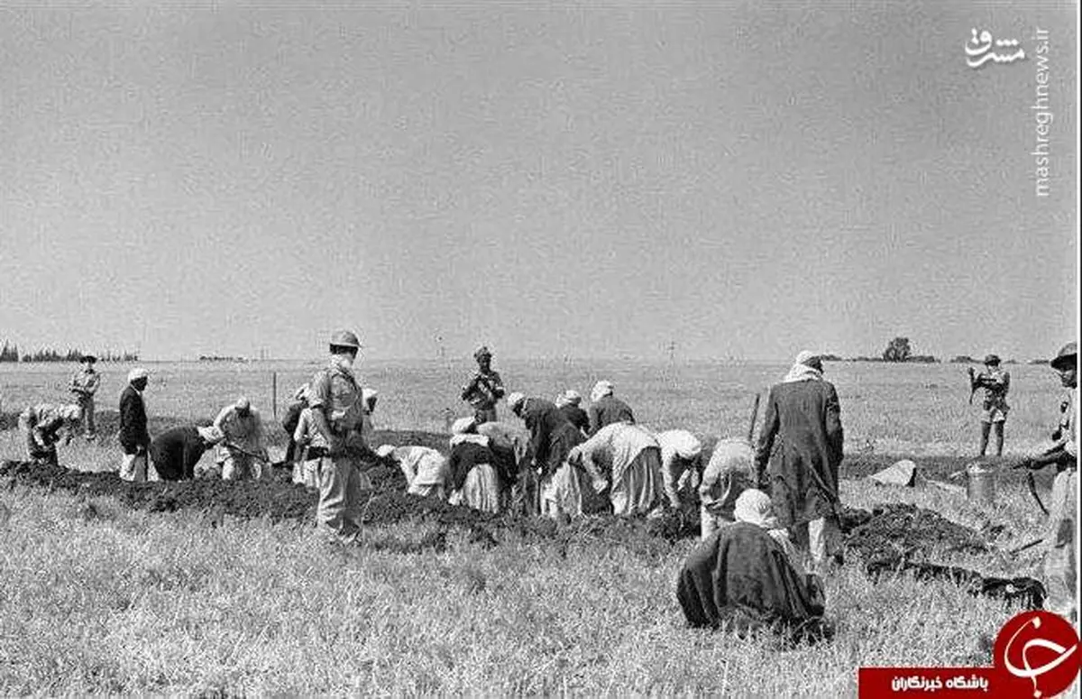 این زنان قبل از اعدام قبر خود را کندند!+ تصاویر