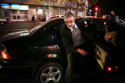 حدادعادل و همسرش در سینما‌آزادی/ تصاویر