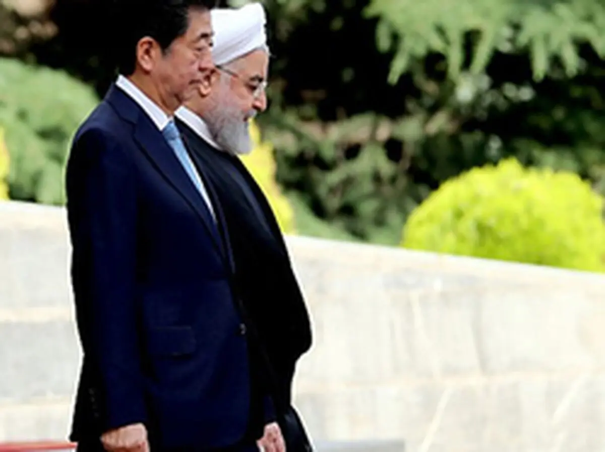 المیادین: ۱۲ دیدار روحانی و شینزو آبه در ۶ سال / آبه می‌تواند ماموریت ناتمام مکرون را تمام کند؟