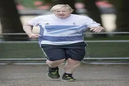تیپ وزیر خارجه بریتانیا در ورزش صبحگاهی!/عکس