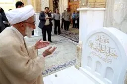حضور آیت الله جنتی در مسجد کوفه/تصاویر