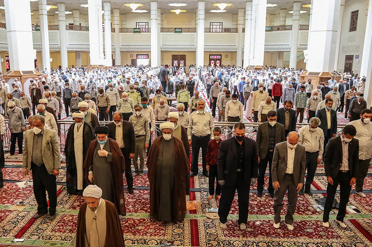 اولین نماز جمعه شیراز پس از کرونا + عكس