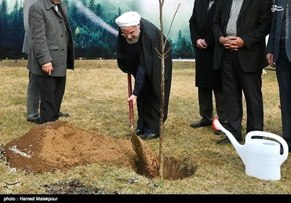 واکنش سخنگوی وزارت خارجه آمریکا به درخت کاشتن روحانی/ درخت دوستی بنشان که کام دل به بار آرد...؟