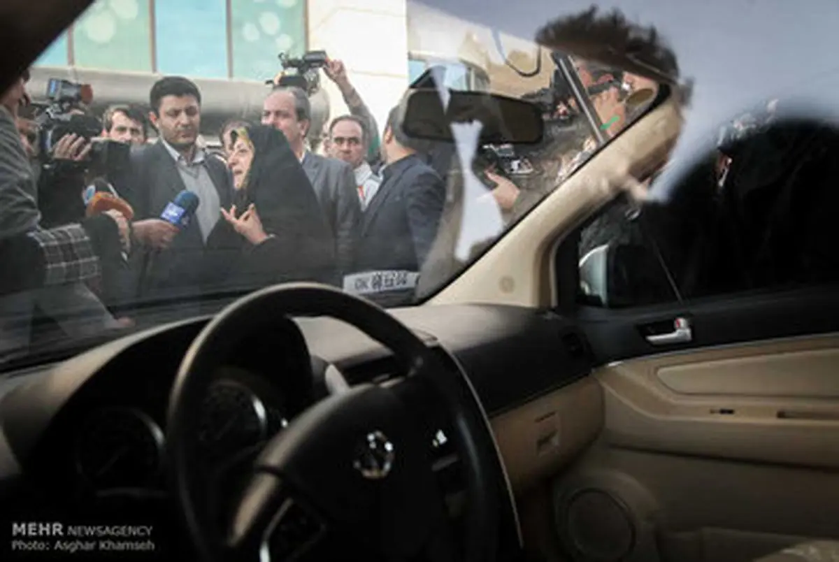 تصاویر رونمایی از خودروهای هیبریدی ایرانی در همایش هوای پاک