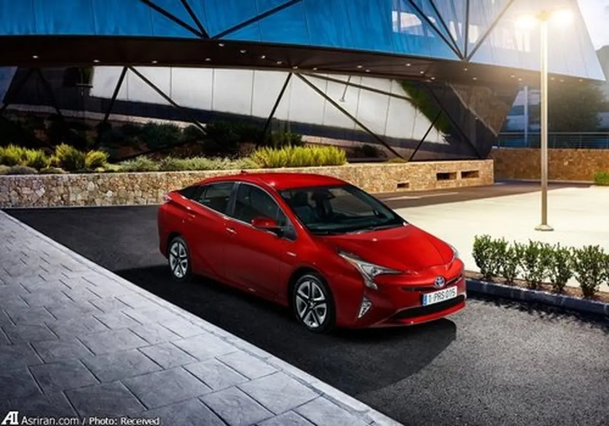 ماشین تویوتا پریوس /تصاویر