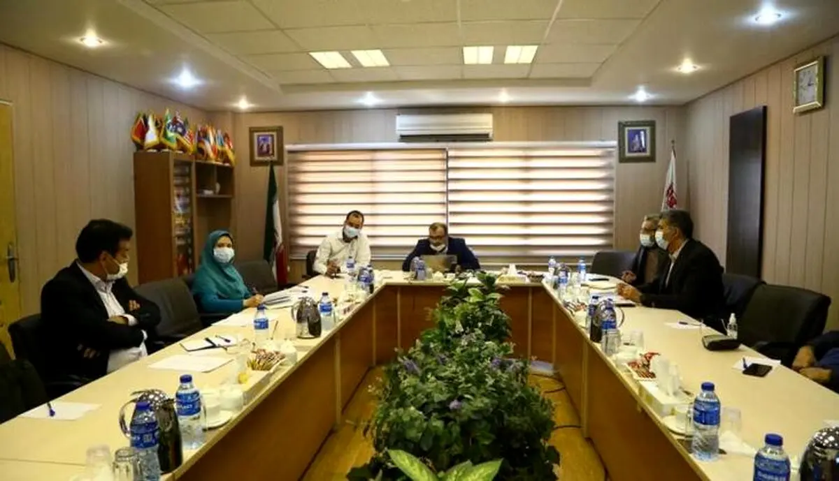 یونسیان مشاور بومی سازی ایمیدرو: فهرست به روز شده بومی سازی شرکت های بزرگ ارایه شود
