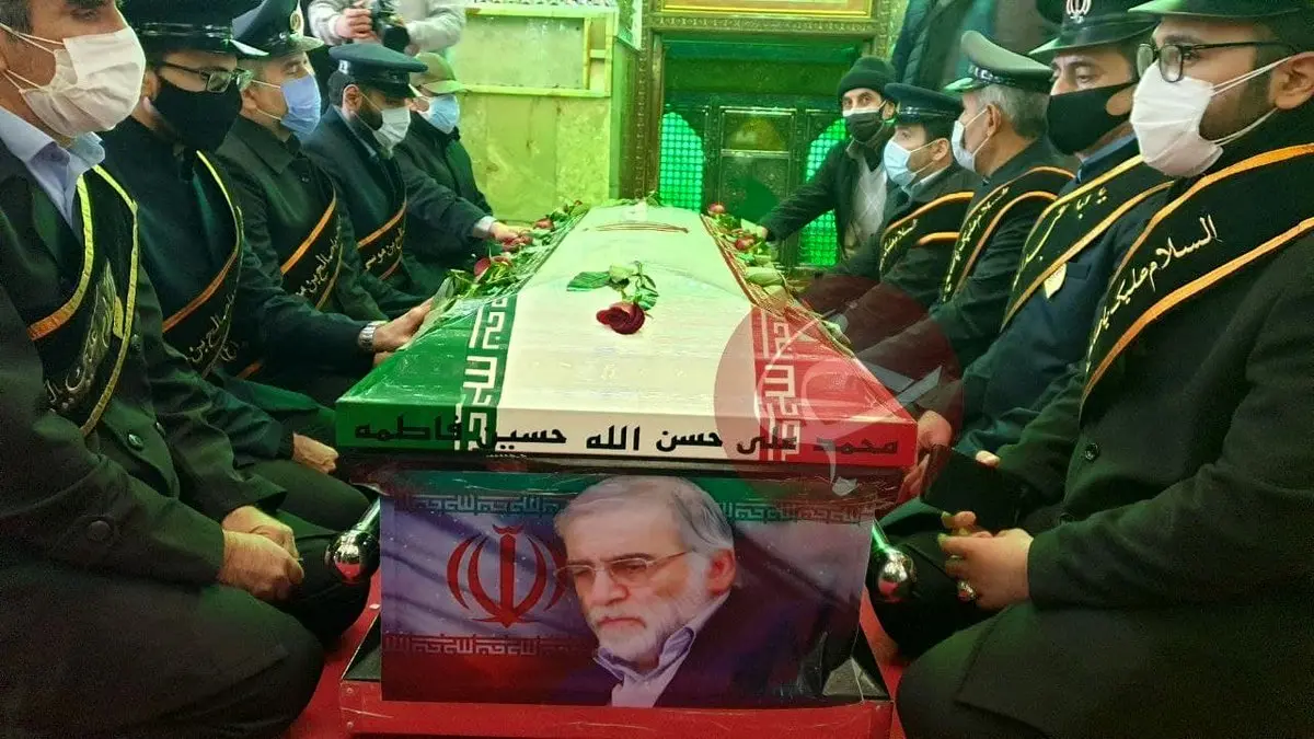 تصاویر تدفین شهید محسن فخری زاده