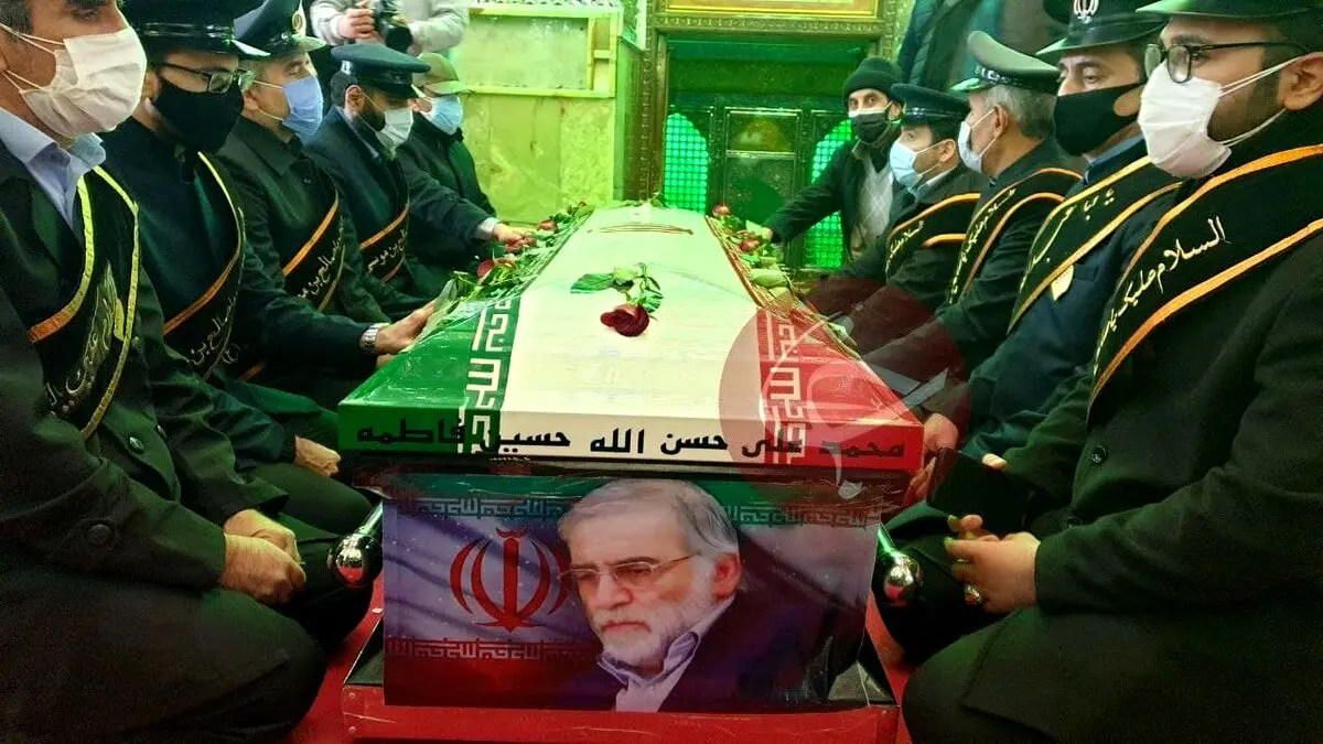 تصاویر تدفین شهید محسن فخری زاده