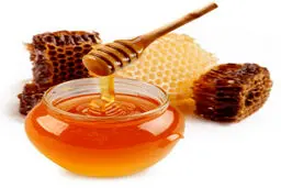 عسل با موم بهتر است یا بی‌موم؟