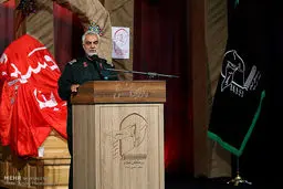 تصاویری از سفر سردار قاسم سلیمانی به اصفهان