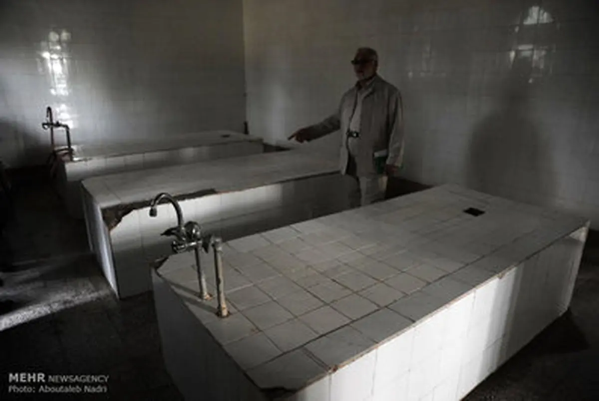 کتابخانه ای که غسالخانه شد!/تصاویر