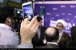 وزیر دادگستری در نمایشگاه مطبوعات/ بازديد از رسانه‌ها تا حاشیه‌های یک غرفه