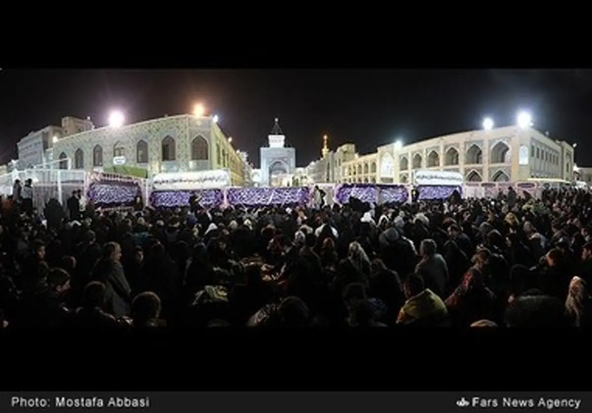 روایت تصویری از لحظات تحویل سال نو در حرم مطهر امام رضا(ع)