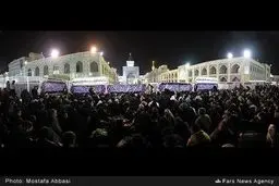 روایت تصویری از لحظات تحویل سال نو در حرم مطهر امام رضا(ع)