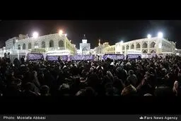 روایت تصویری از لحظات تحویل سال نو در حرم مطهر امام رضا(ع)