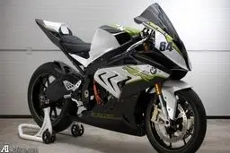 سوپربایک ب‌ام‌و با آلایندگی صفر + عكس