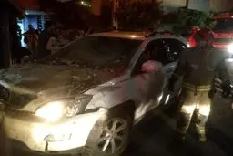 تصاویر / برخورد شدید لکسوس به دیوار یک منزل مسکونی در نیاوران