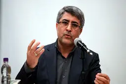 وکیلی: نگذاشتند در مخالفت با ربیعی صحبت کنم/اگر پسر نماینده مجلس نیاز مالی نداشت، نمی‌رفت برای دو میلیون حقوق در شرکتی سرپرست شود