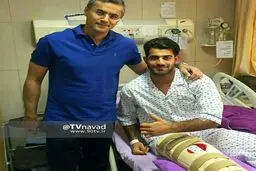 مدافع استقلال بعد از عمل جراحی/ عکس