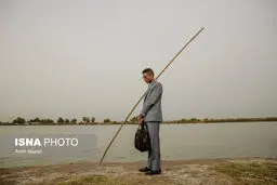 تصاویر تحسین‌برانگیز یک معلم برای حضور در مدرسه