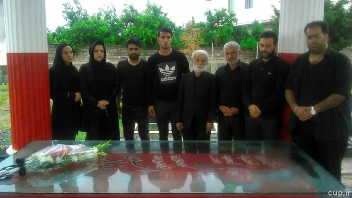 رخصت مهاجم پرسپولیس از خانواده های نوروزی و اولادی+ عکس
