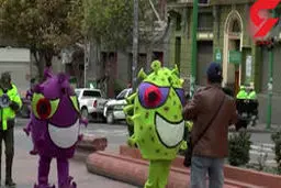 فیلم: پرسه های پلیس های کرونا نما در شهر