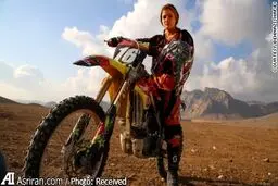 بانوی موتور سوار ایرانی سوژه سی ان ان +عکس