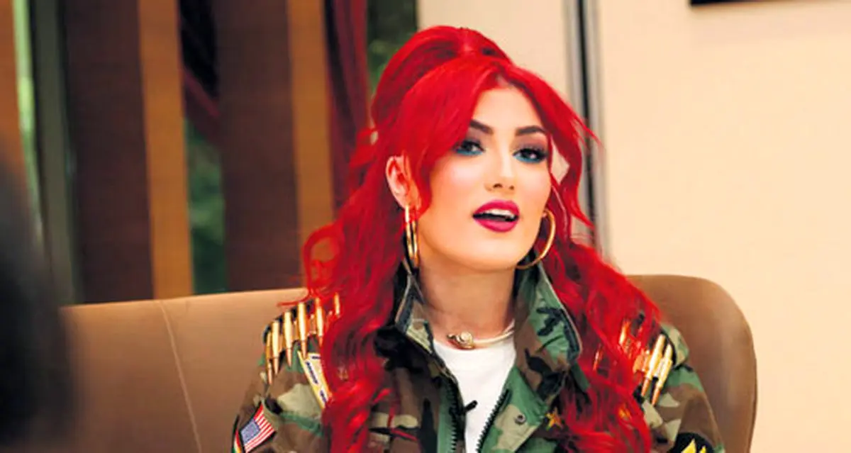 یک دختر خواننده در فهرست مرگ داعش/عکس