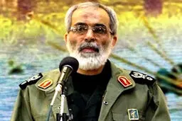 سردار نجات: اگر حمایت رهبری از سهمیه‌بندی بنزین نبود سوء‌استفاده‌کنندگان خواستار استعفای سران قوا می‌شدند