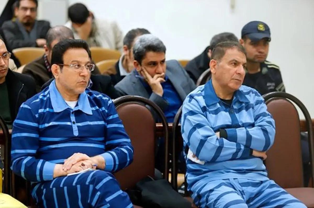 جزییات عجیب از دادگاه متهمان پرونده حسین هدایتی/ راننده تاکسی و پیک‌موتوری‌ با حساب‌های میلیاردی!