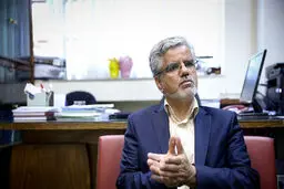 مجمع تشخیص در منطقه کن تهران چه کار می‌کند؟/ محمود صادقی: مگر مجمع چند کارمند دارد که ساختمان 370 واحدی بسازد؟/ مجمع تشخیص مصلحت نظام: ساختمان با هماهنگی هاشمی رفسنجانی ساخته شد