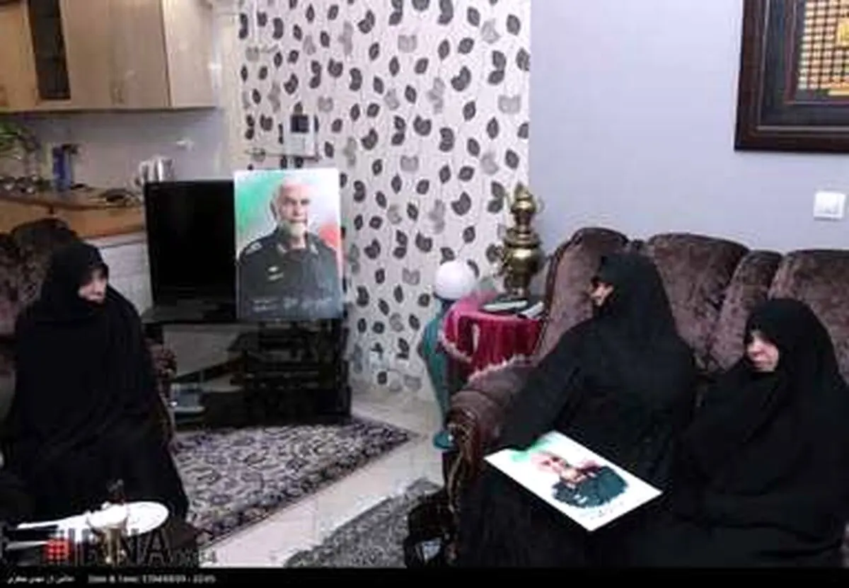 دیدار معاون روحانی با خانواده شهید همدانی/تصاویر