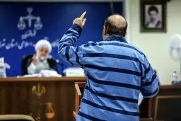 جزئیات جلسه ششم دادگاه متهمان نفتی: متهم: کشتی‌گیر دست و پا بسته چگونه می‌تواند مبارزه کند؟/مقیسه: اینکه دهان به دهان متهم بگذارم درست نیست