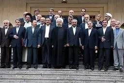 ظریف، زنگنه و قاضی زاده در آستانه جدایی از دولت؛ آیا روحانی با ژنرال های کابینه خداحافظی می کند ؟