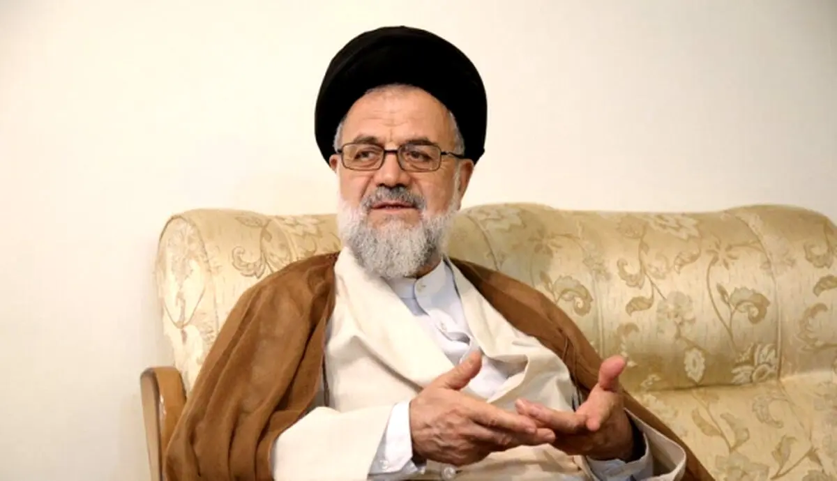 موسوی تبریزی: اطلاعیه دفتر رهبر معظم انقلاب کار خوبی بود تا هرکسی مسئولیت خود را بداند/ مسئولیت  انتخاب‌ها برعهده رئیس جمهور و مجلس است